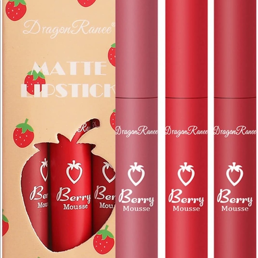 Matte lipstick set in reds
